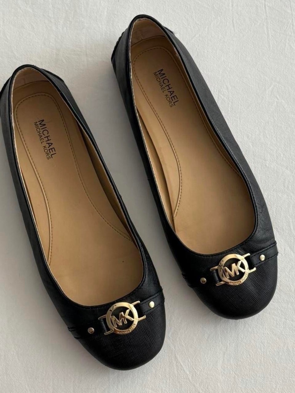 MICHAEL Michael Kors Black Leather Logo Accent Ballet Flats